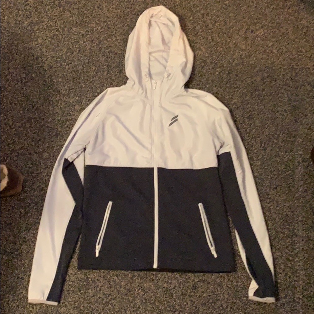 Gym windbreaker size medium